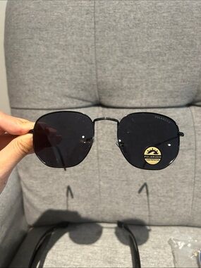 Women/ Men unisex Black Polarized Square Sunglasses UV400 protection